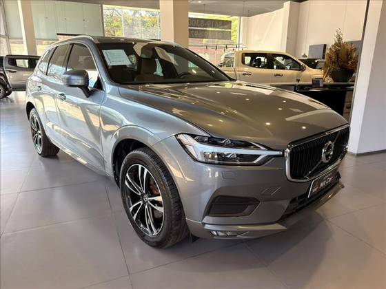 VOLVO XC60 2.0 T5 GASOLINA MOMENTUM AWD GEARTRONIC VOLVO XC60 2.0 T5 GASOLINA MOMENTUM AWD GEARTRONIC